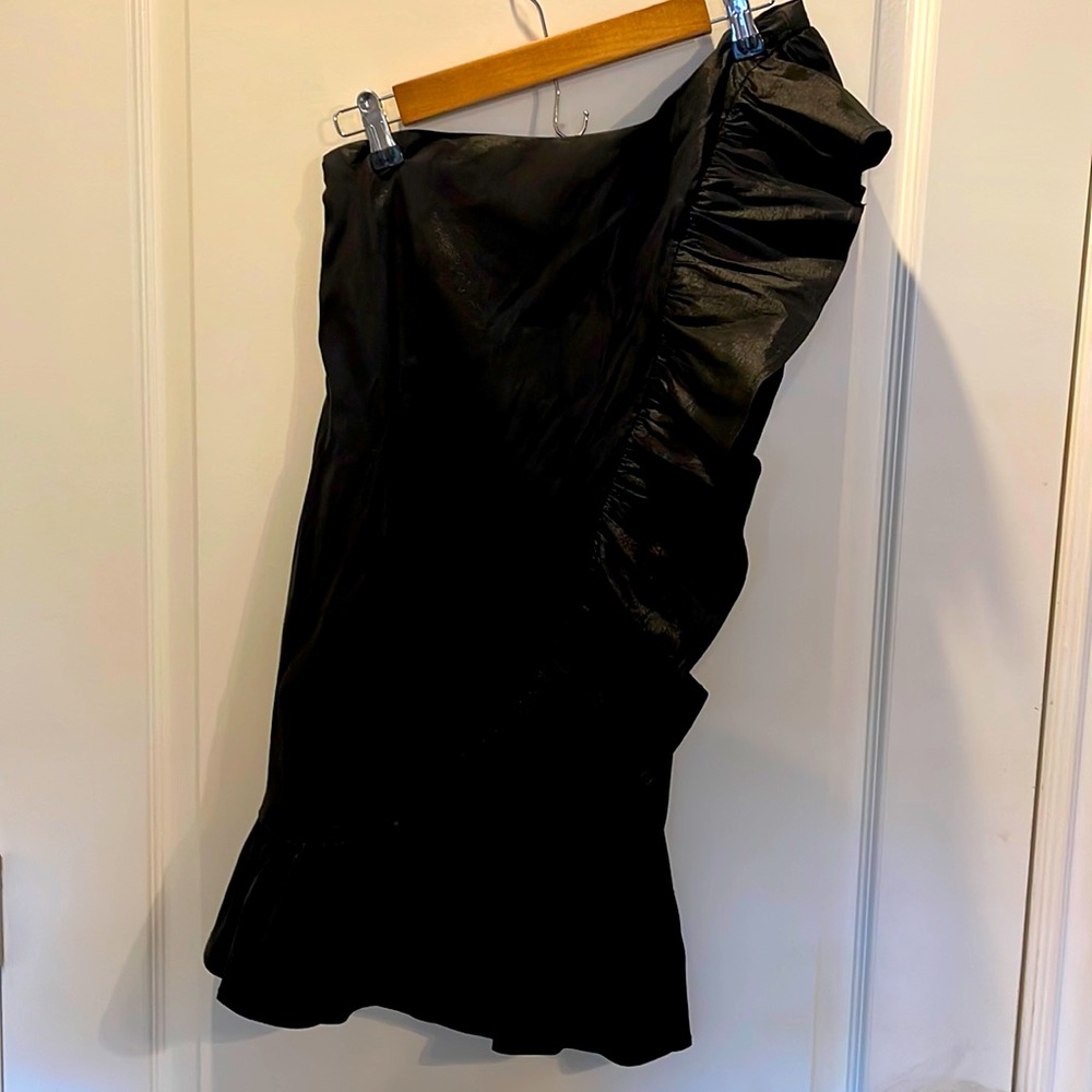 Lulus black off the shoulder dress new size small